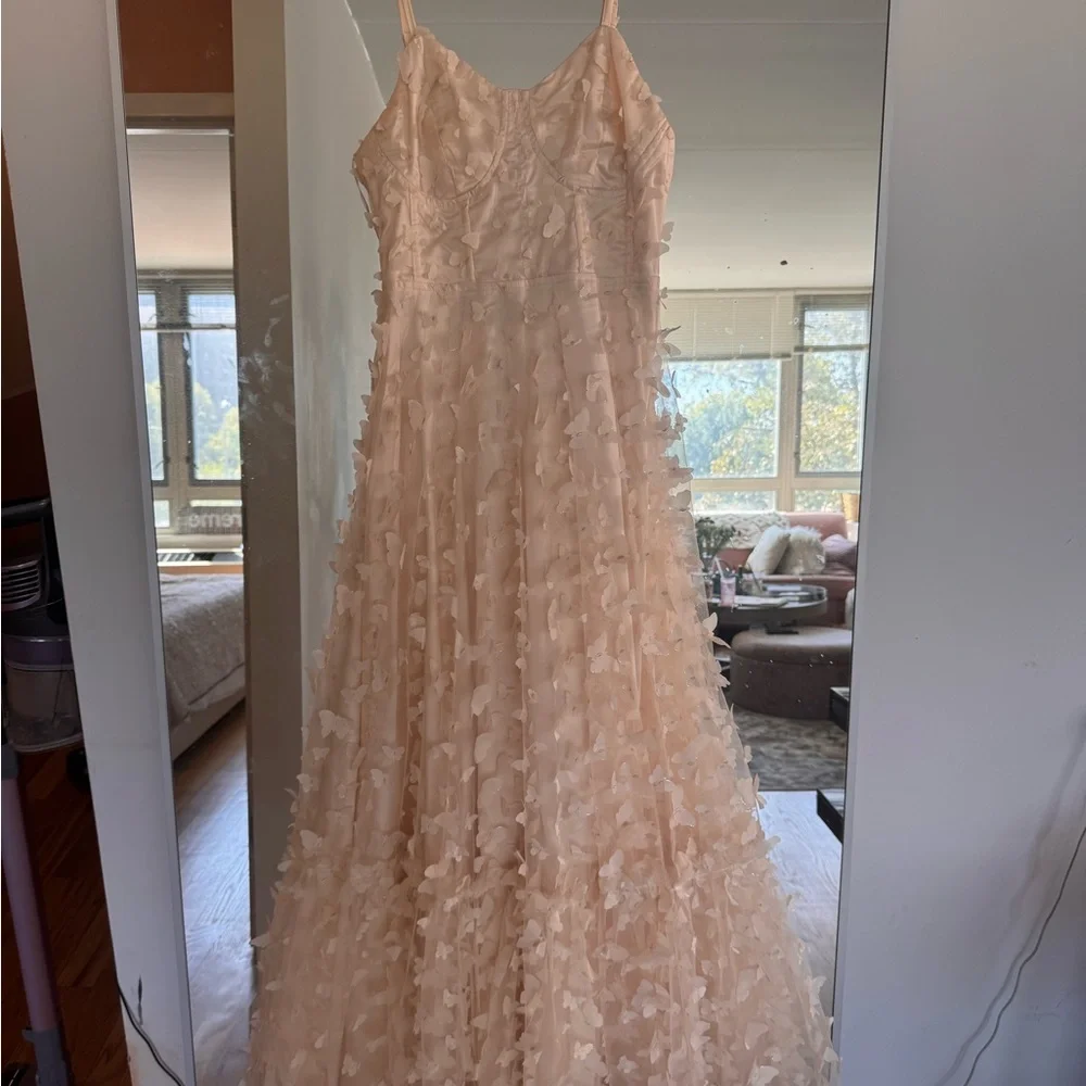 MARBLE Cream Textured Midi Dress - Picture 4 of 6